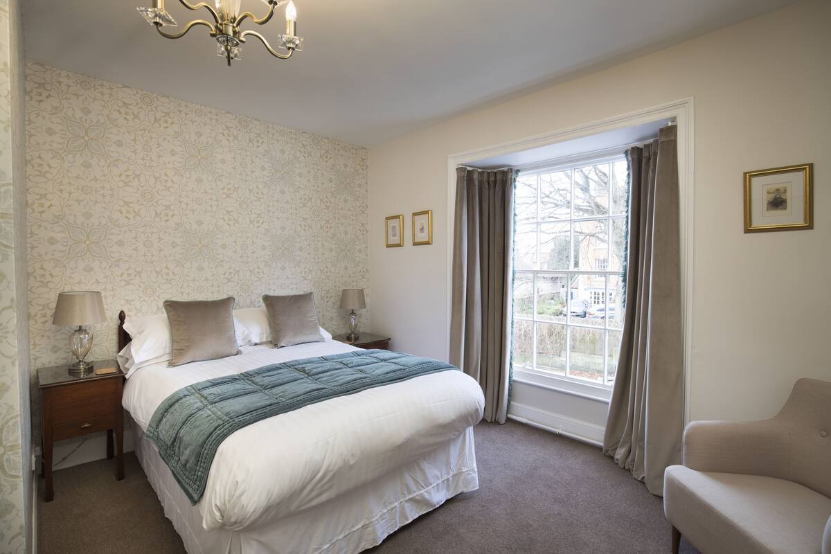 Superior Double Room | Premium bedding, free WiFi, bed sheets