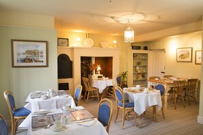 Free daily full breakfast  - Bramwood Guest House (Pickering)