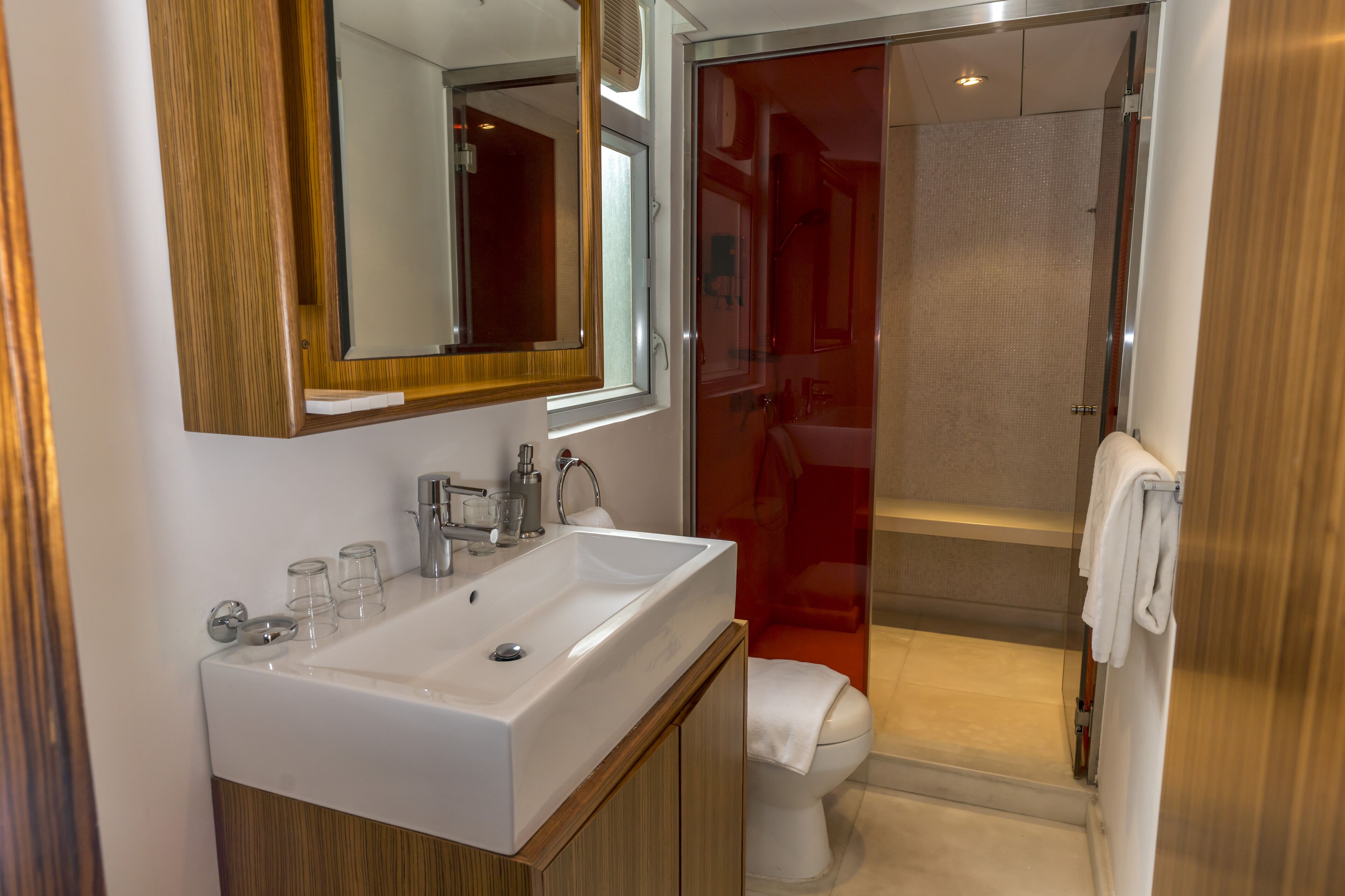 shower, free toiletries, slippers, towels