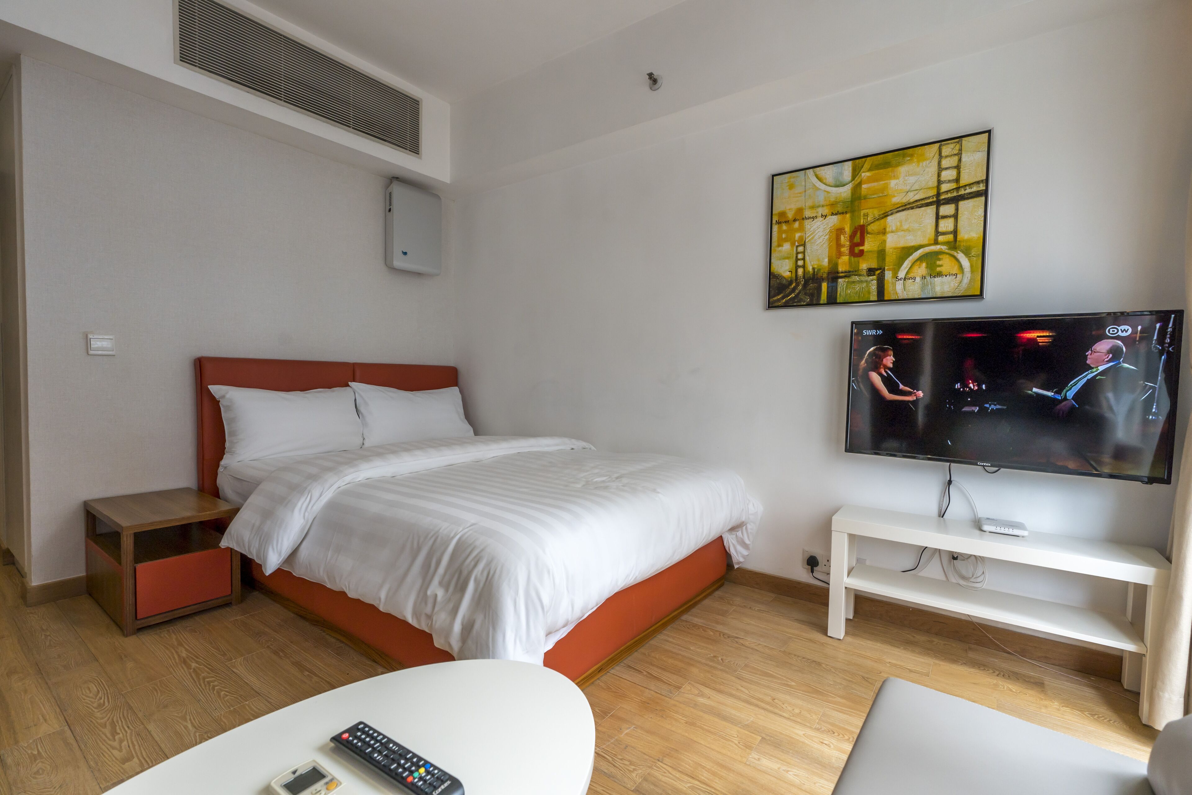 deluxe triple room | 1 bedroom, in-room safe, iron/ironing board, rollaway beds