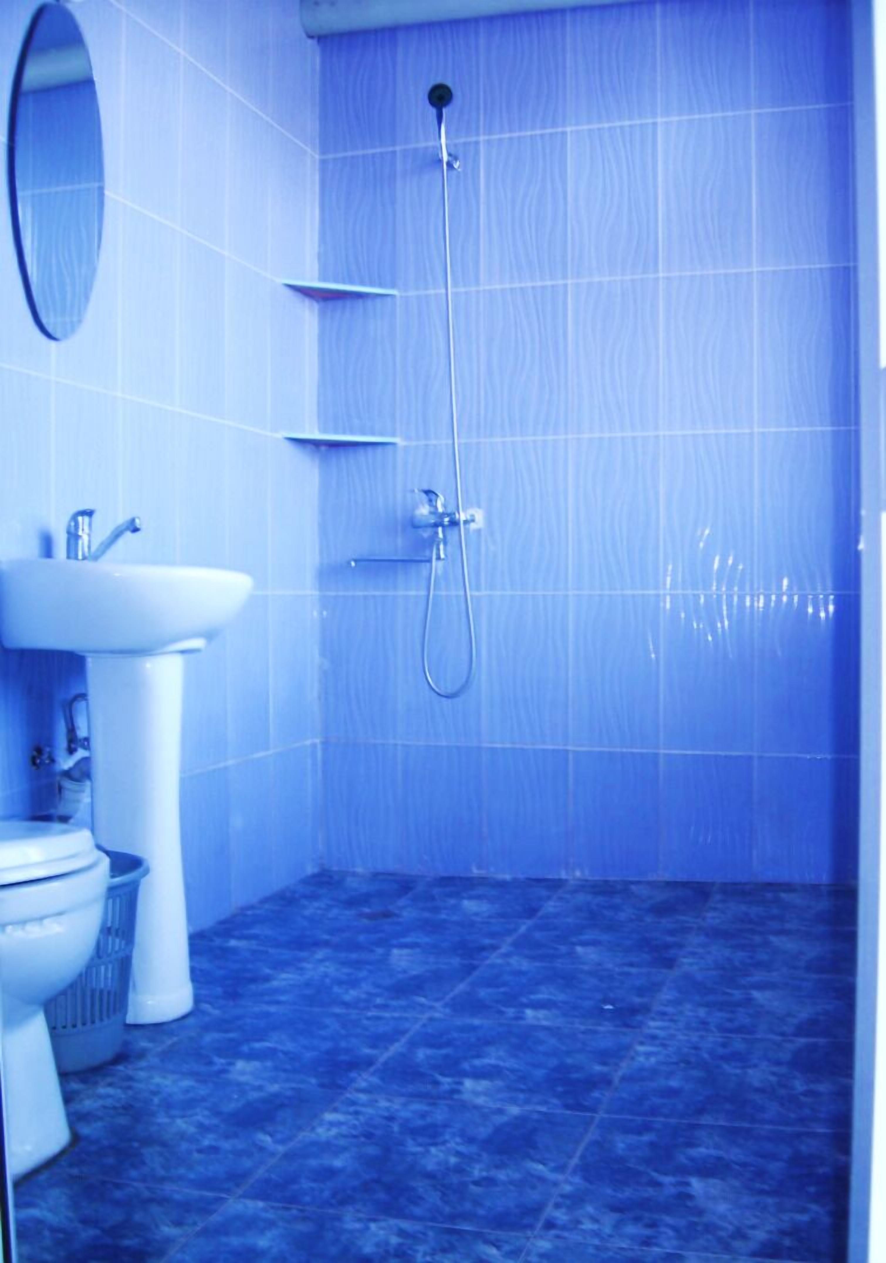 standard double or twin room (#3) | bathroom | free toiletries, hair dryer, slippers