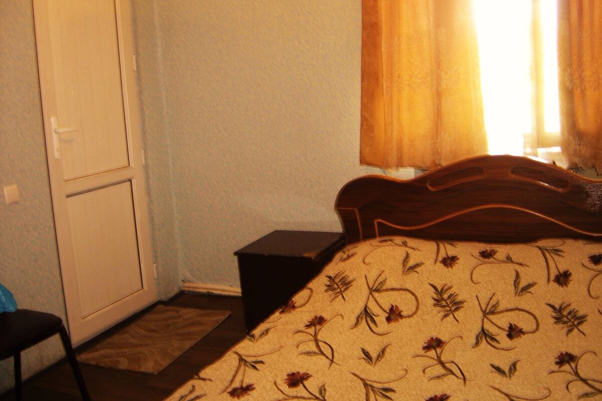 Chambre Standard double ou avec lits jumeaux (#3) | Fer et planche à repasser, accès au Wi-Fi (inclus)