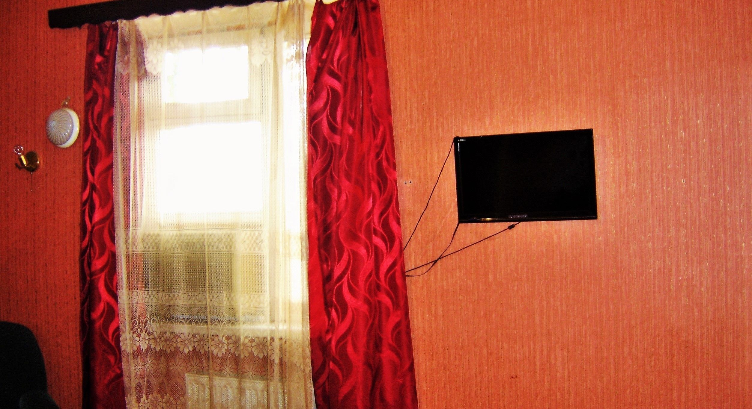 deluxe double room (#7) | iron/ironing board, free wifi