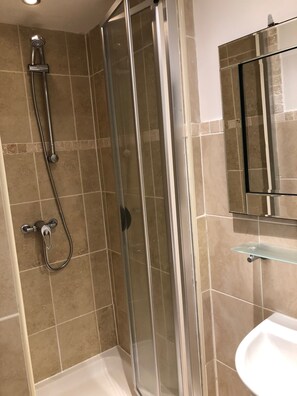 Bathroom - Bootham Terrace (York)