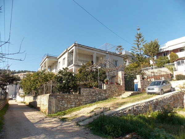 Ylli Apartments Saranda - Sarandë
