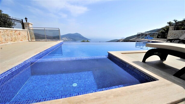 Outdoor pool - Villa Eylul (Kas)