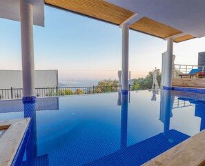 Indoor/outdoor pool - Villa Firuze (Kas)
