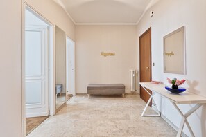 Apartment, 2 Bedrooms | Living area