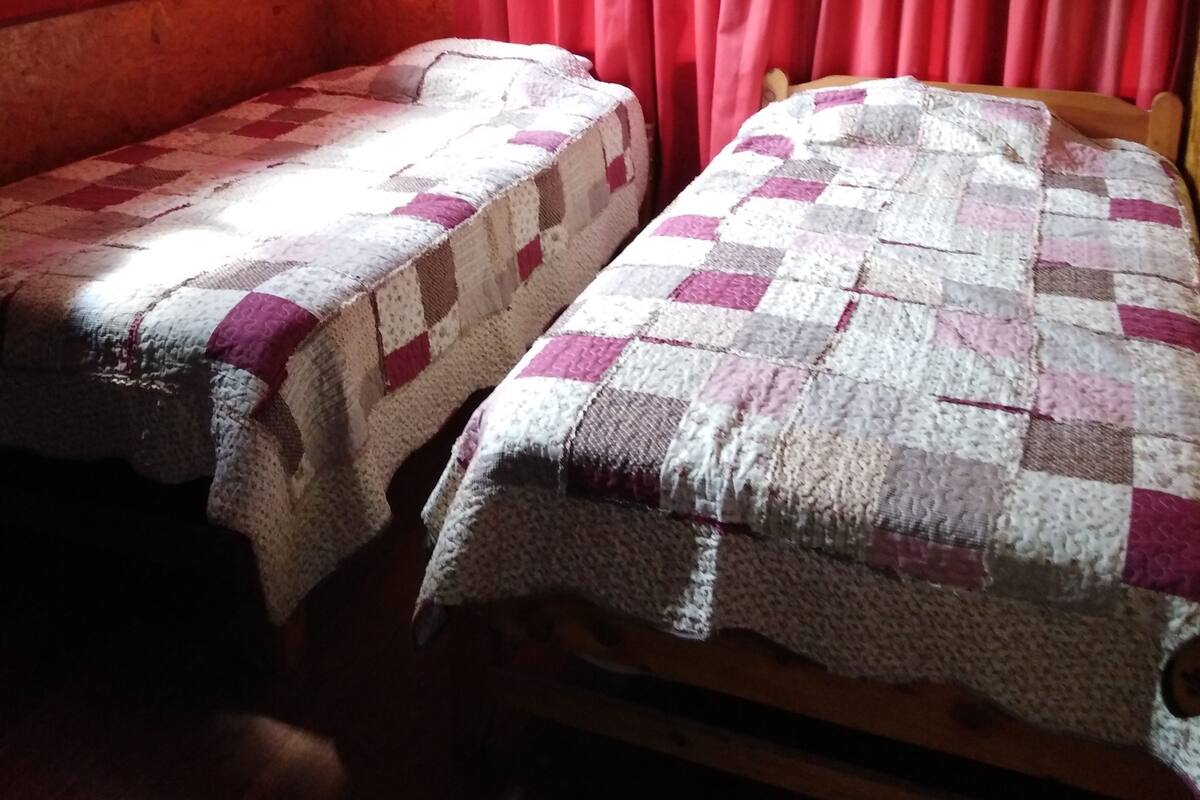 Traditional Cottage, Berbilang Katil, Non Smoking, Mountain View | Wi-fi percuma, cadar katil