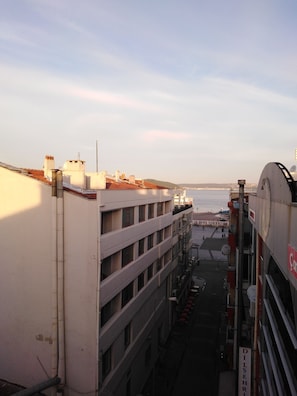 City view from property - Cetinkaya Hotel (Çanakkale)