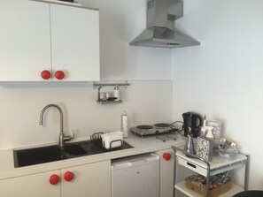 Apartment | Private kitchenette