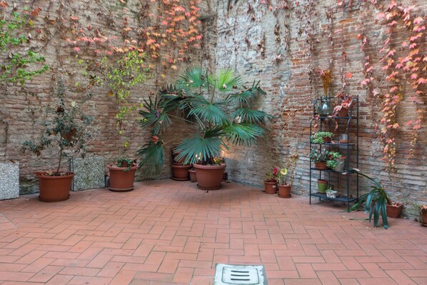 Apartment, 1 Bedroom | Terrace/patio
