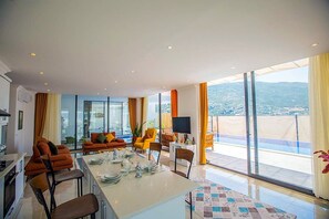 Villa, 2 Bedrooms, Private Pool | In-room dining