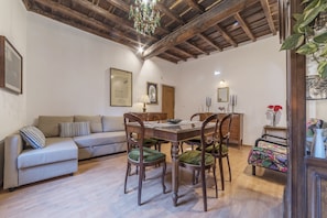 Apartment, 1 Schlafzimmer | Wohnbereich