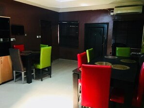 Interior - Billion Kitchen (Lekki)