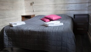 Sauna Villa with 2 bedrooms and private beach | 2 bedrooms, hypo-allergenic bedding, soundproofing, free WiFi