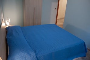 Double Room (Azzurra) | Minibar, desk, soundproofing, free WiFi - Seaside & City (Catania)
