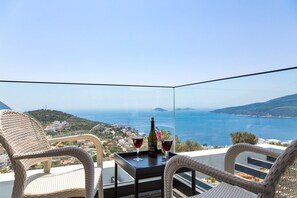 Villa, 5 Bedrooms, Private Pool, Sea View | Balcony - Villa Vogue (Kas)