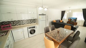 Villa, 3 Bedrooms | Private kitchen - Villa Laden (Kas)