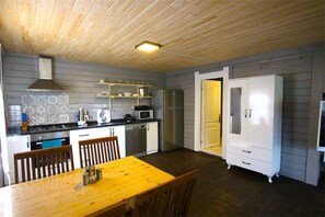 Villa, 1 Bedroom | In-room dining - Villa Red (Kas)