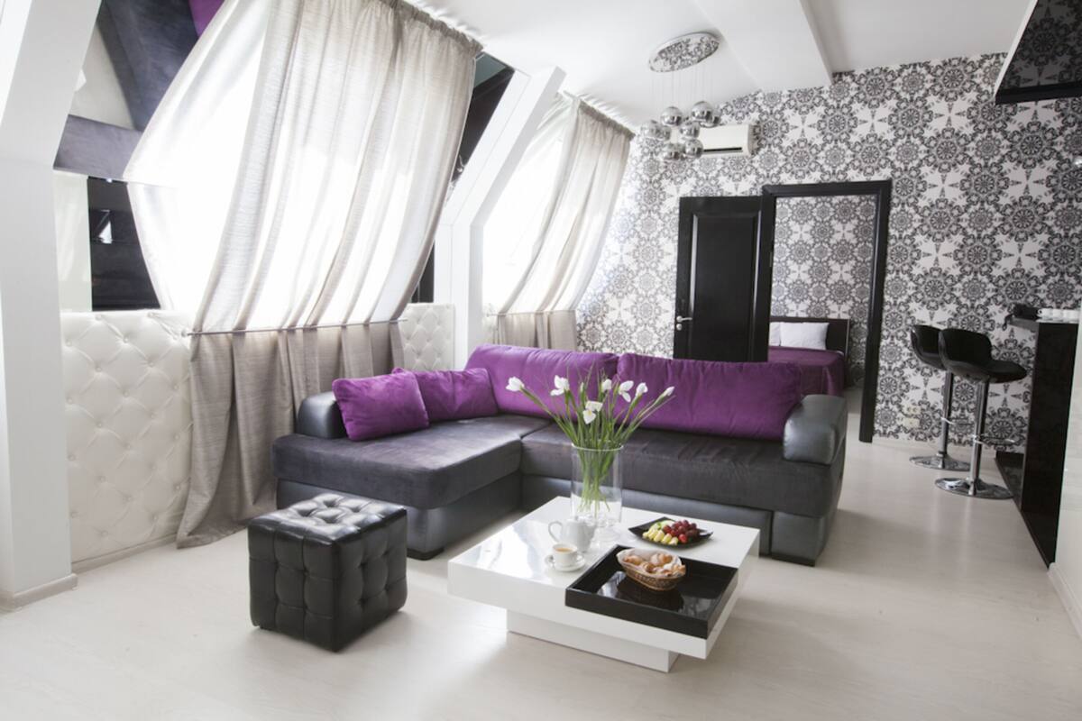Grand-Suite | Zimmersafe, Verdunkelungsvorhänge, Bügeleisen/Bügelbrett