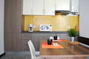 公寓, 2 間臥室 | 私人廚房 | 電冰箱、微波爐、爐台、咖啡機/沖茶器