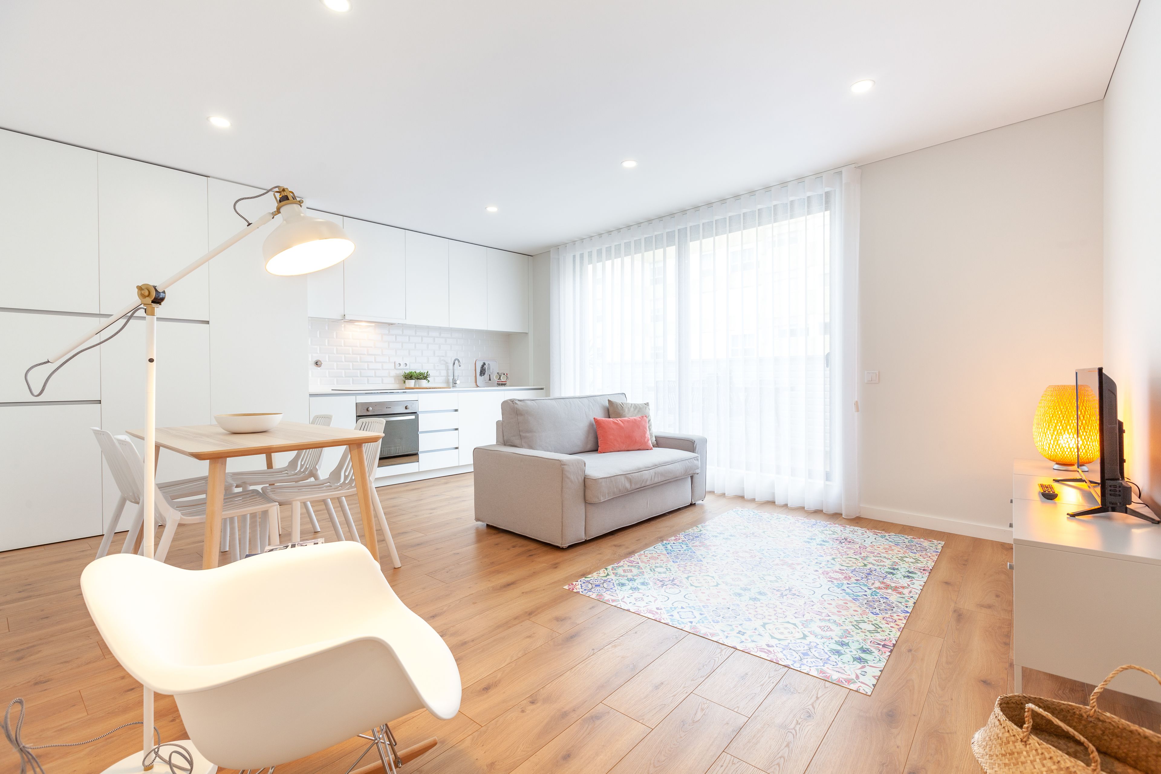 Leilighet, 1 soverom, terrasse (5) | Oppholdsområde | En 32-tommers Flatskjerm-TV med kabel-kanaler samt TV