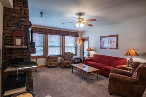 Living area - Black Bear3Br 3Ba BB103 - CBBI - No Cleaning Fee! by RedAwning (Crested Butte)