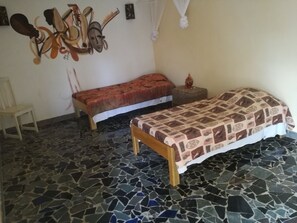 Decoración individual, mobiliario individual, escritorio