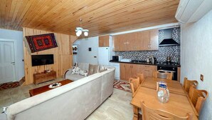Villa, 3 Schlafzimmer | Wohnbereich