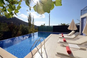 Outdoor pool - Villa Mavin (Kas)