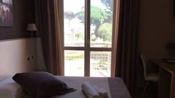 Deluxe Single Room, Garden View