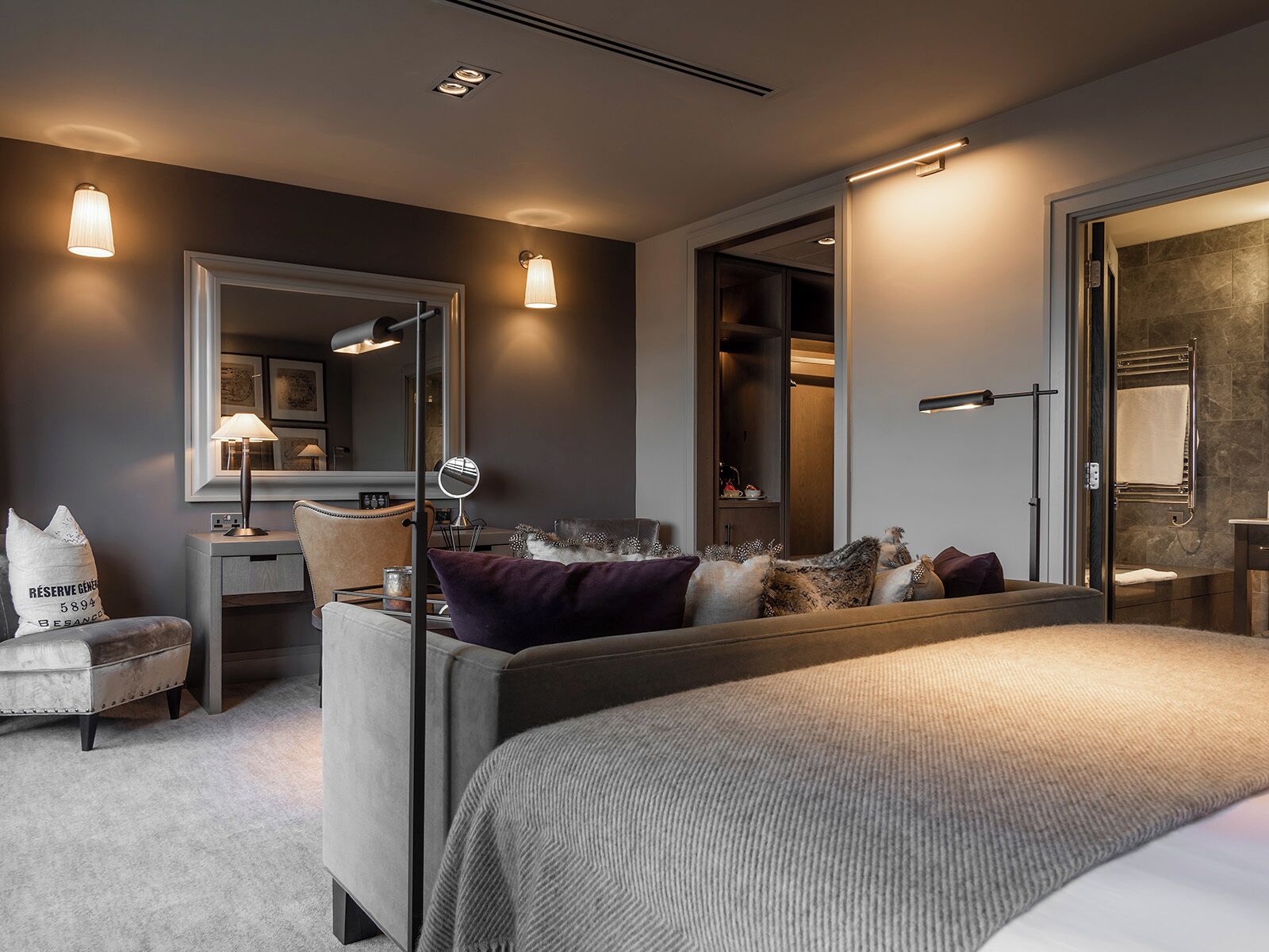 Foto - Dakota Manchester