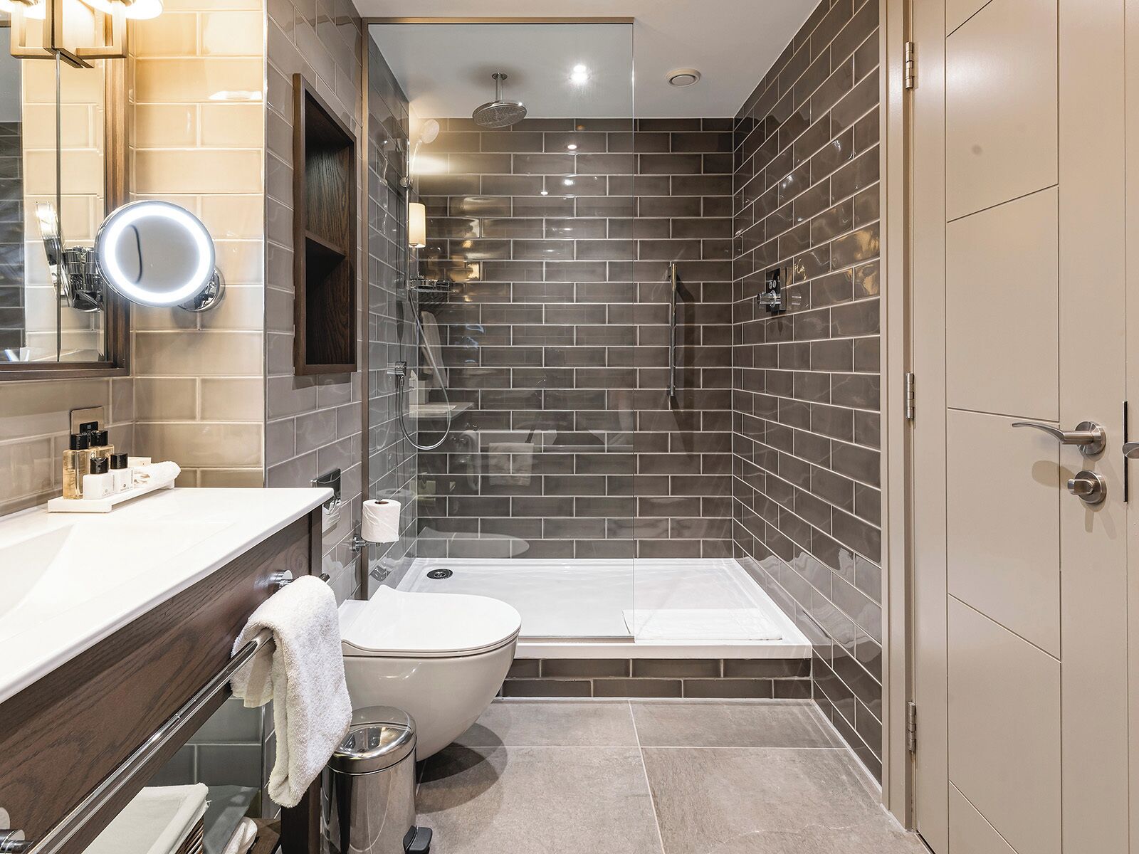 classic room, 1 king bed | bathroom | slippers, towels