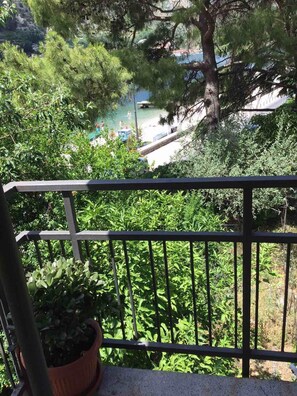 Apartamento conforto, 2 quartos, vista para o mar | Roupas de cama premium, escrivaninha, quartos à prova de som