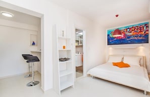 Superior Studio, Terrace | In-room safe, iron/ironing board, free WiFi, bed sheets - Apartments St Thomas (Dubrovnik)