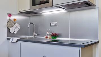 Studio, Nichtraucher | Eigene Küche | Kühlschrank, Mikrowelle, Herdplatte, Espressomaschine