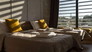 Luxury Villa, 3 Bedrooms, Heated Private Pool | Premium bedding, in-room safe, desk, laptop workspace