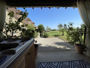 Hot tub - Chambres D'Hôtes La Ferme de la Croix (Saint-Avit-Senieur)