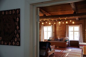 1 bedroom, individually decorated, individually furnished - LAURI Historical Log House Manor (Rovaniemi)