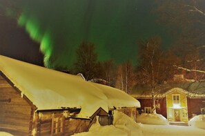 Property grounds - LAURI Historical Log House Manor (Rovaniemi)