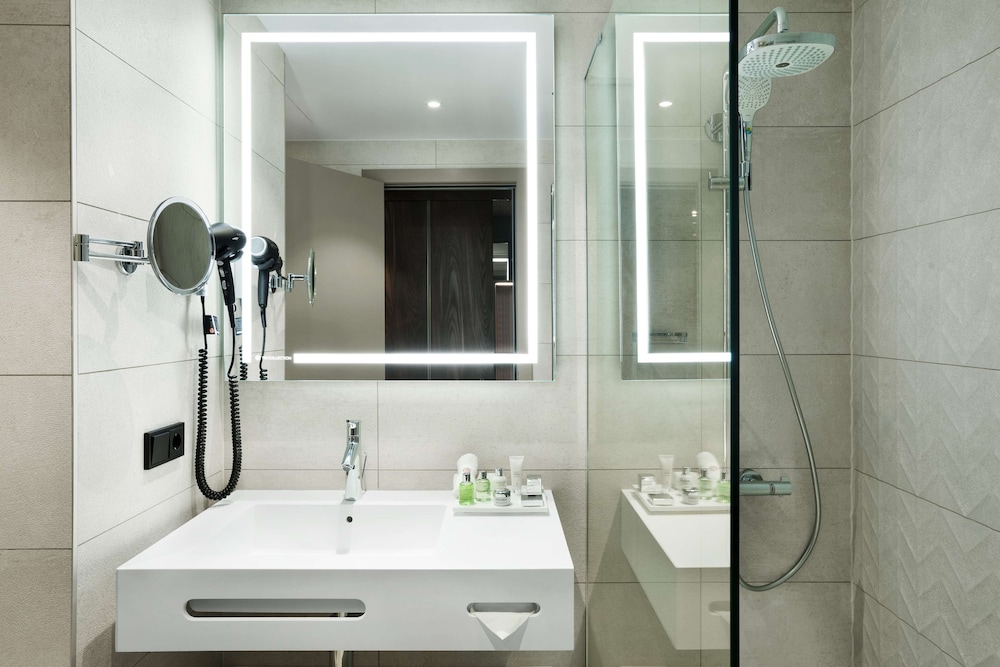 Hotel NH Collection Antwerp Centre by null