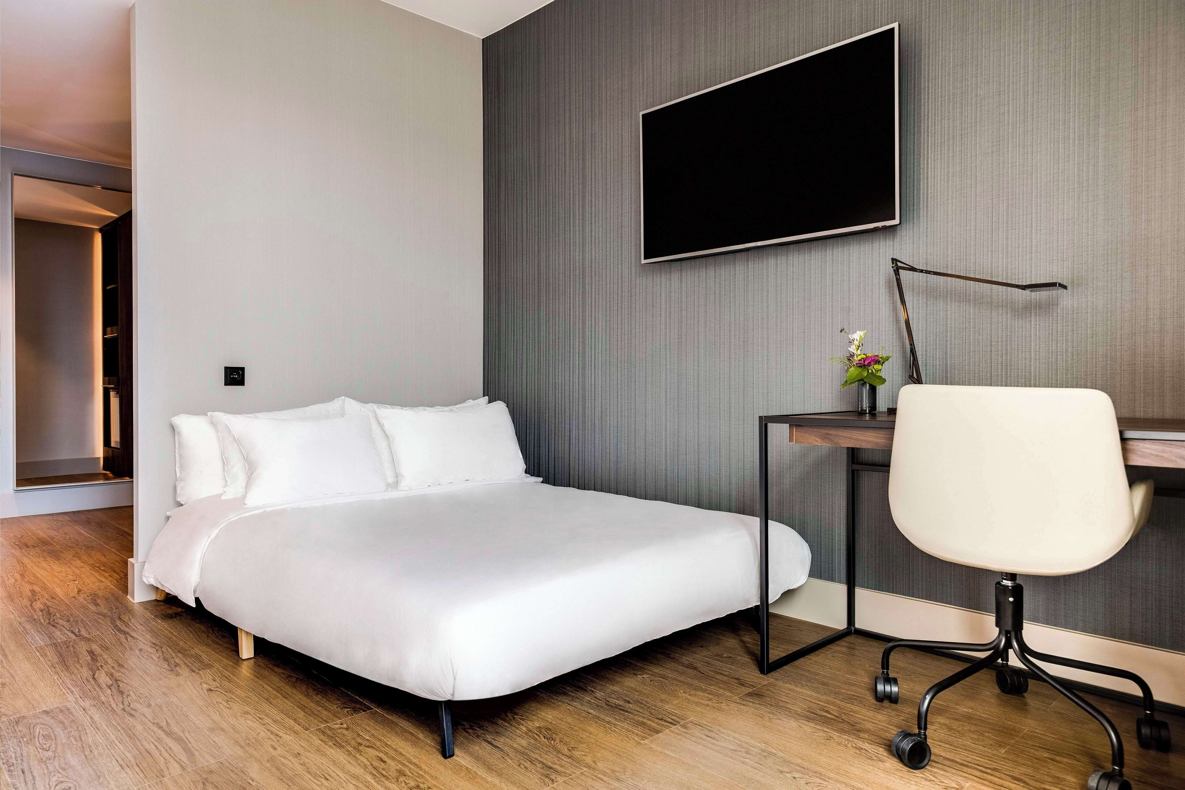 1 bedroom, minibar, in-room safe, desk