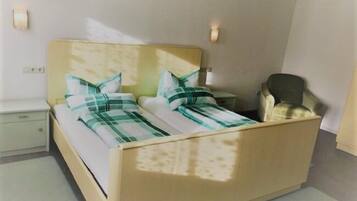 Grand Apartment | Free WiFi, bed sheets