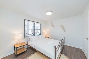 5 chambres, fer et planche à repasser, accès au Wi-Fi (inclus)
