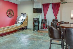 Interior - Modern 1bd in the Core of Downtown (Dallas)