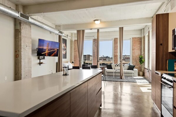 3 habitaciones, tabla de planchar con plancha y wifi gratis