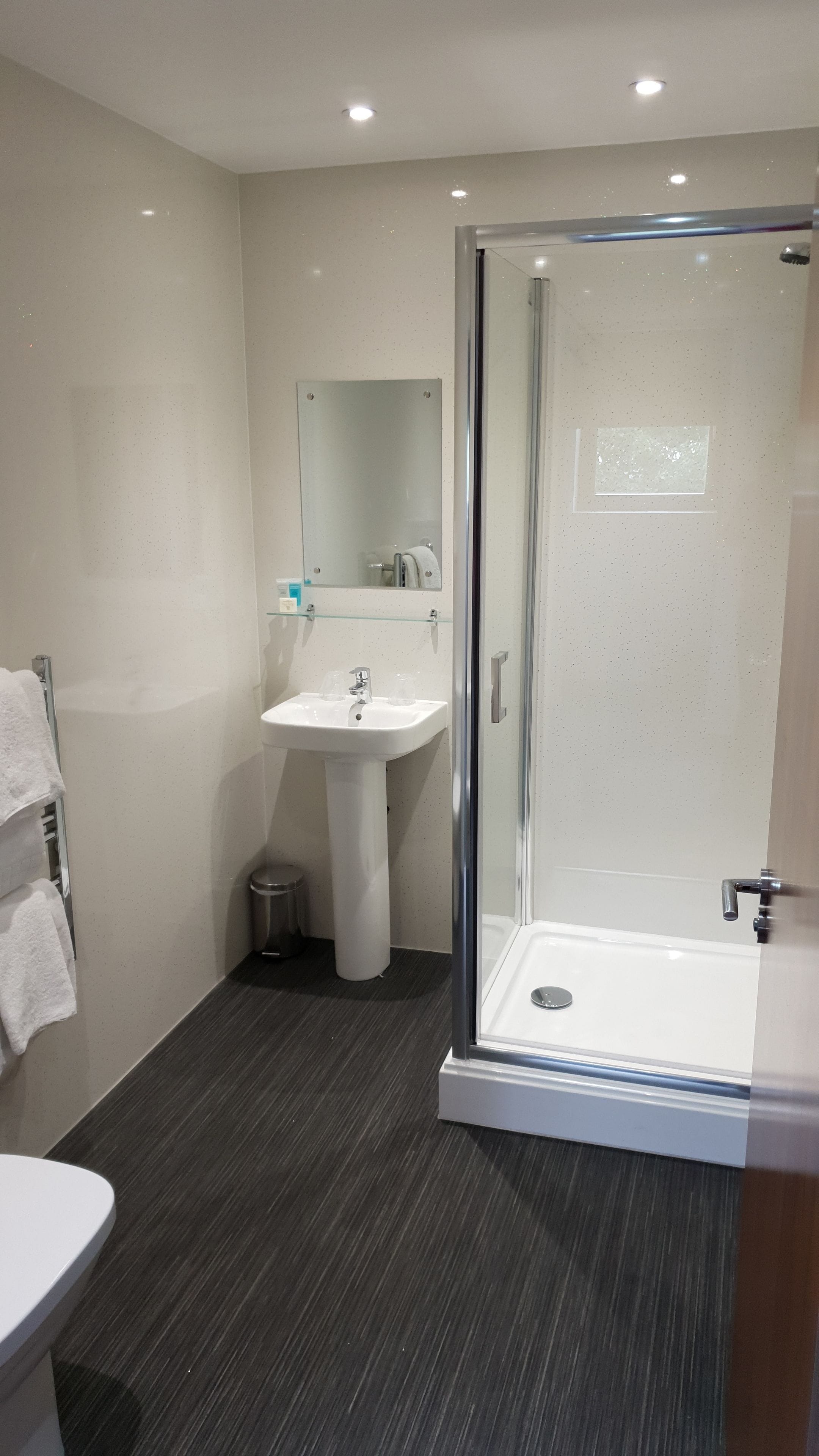 double room | bathroom | shower, towels