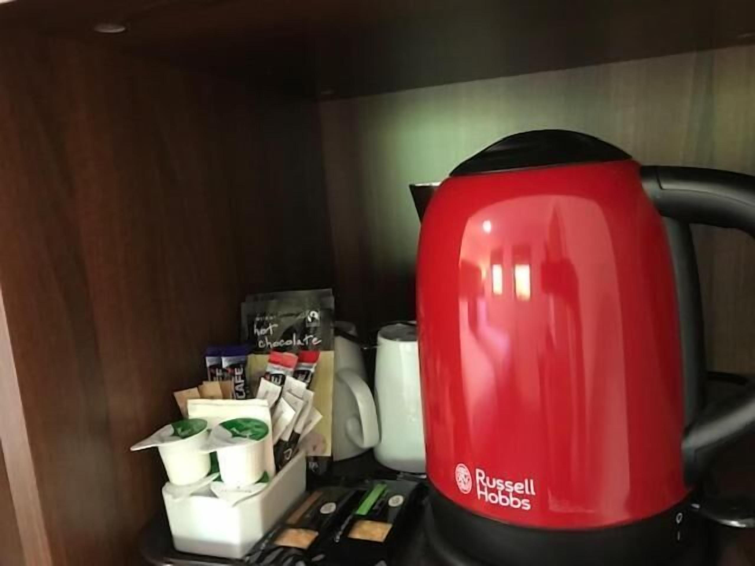 electric kettle