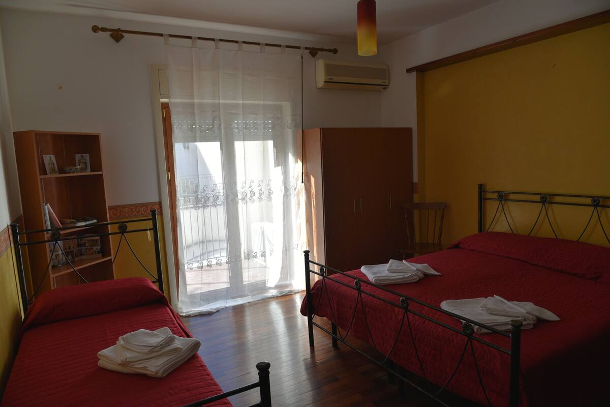 Triple Room, Multiple Beds, Shared Bathroom | 1 bedroom, free WiFi, bed sheets